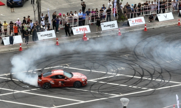 Hấp dẫn Lễ hội Xe Fun Wheels Festival Hạ Long 2024