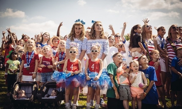 7 lễ hội mùa hè kỳ lạ nhất thế giới