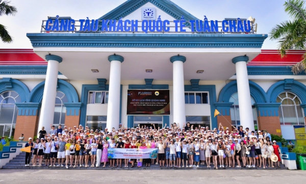 Quảng Ninh đón đoàn du lịch MICE 5.100 khách