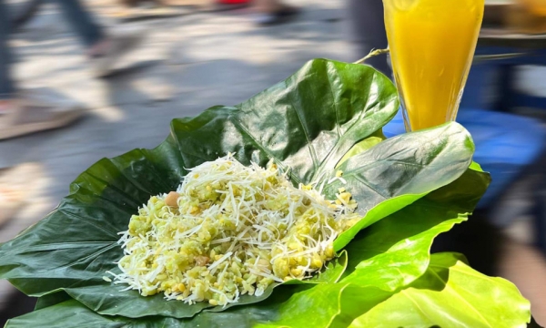 Cốm – từ thức quà của lúa non đến “combo” mùa thu Hà Nội