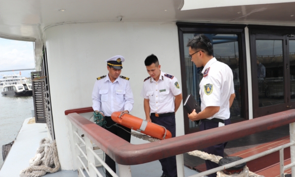 Đảm bảo an ninh trật tự trên Vịnh Hạ Long