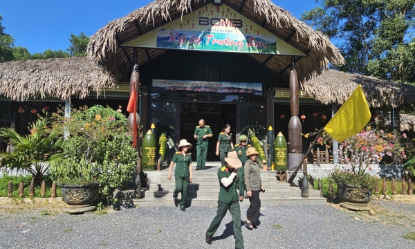 Độc đáo ngôi nhà bom ở Quảng Trị