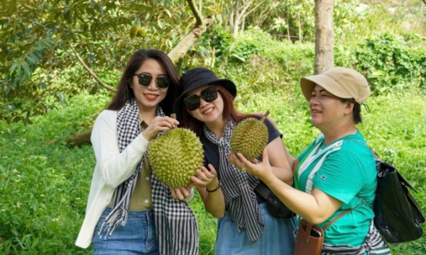 Người Việt thắt chặt chi tiêu nhưng vẫn mê du lịch, ưu tiên tiết kiệm chi phí