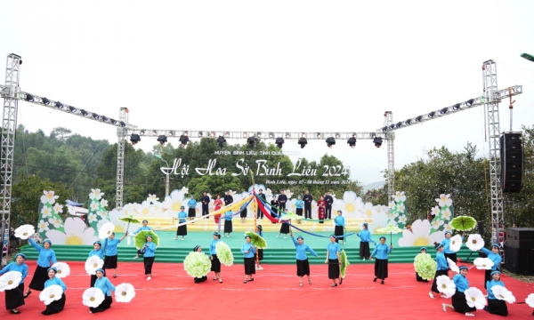 Rộn ràng Hội hoa Sở Bình Liêu năm 2024