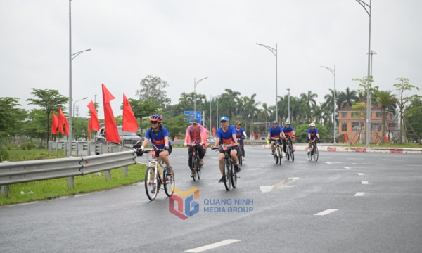 Hấp dẫn du lịch hè ở TP Móng Cái