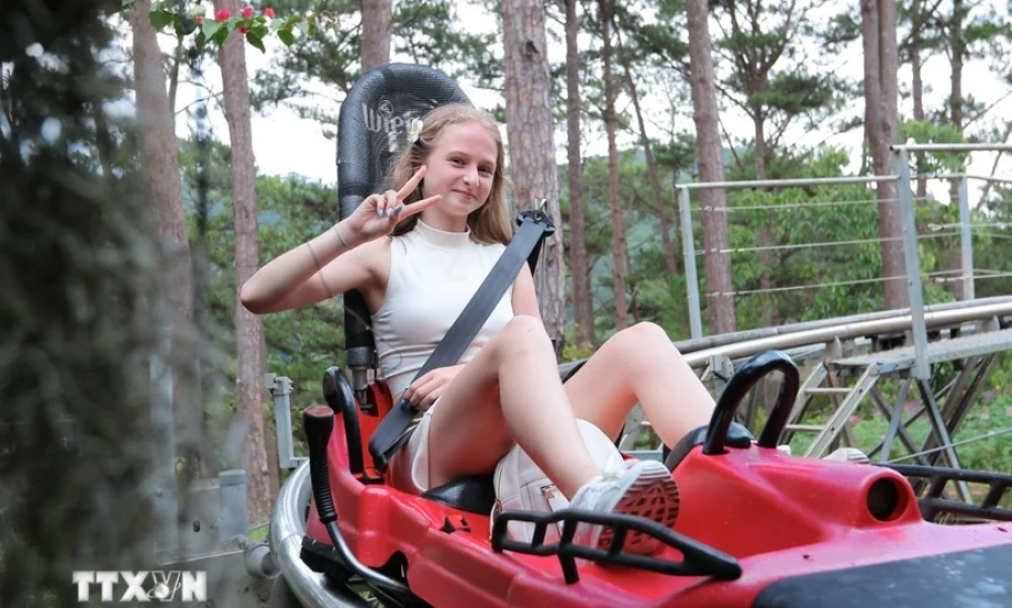 Việt Nam đơn giản hóa thủ tục thị thực để đẩy nhanh phát triển du lịch