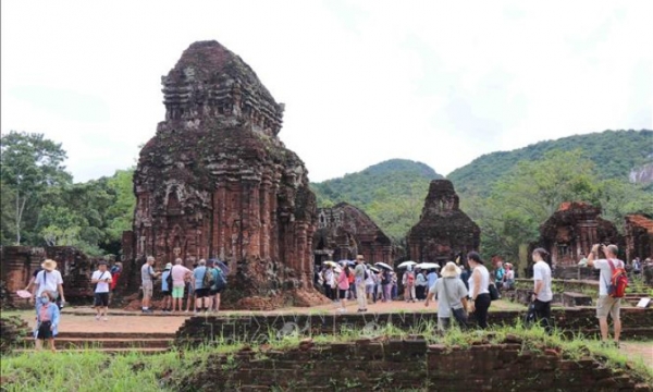 Nửa đầu năm 2025, Việt Nam đón gần 10,7 triệu lượt khách quốc tế