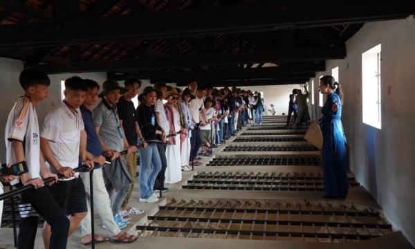 Cảnh giác với lừa đảo khi nhu cầu đặt tour hè tăng cao