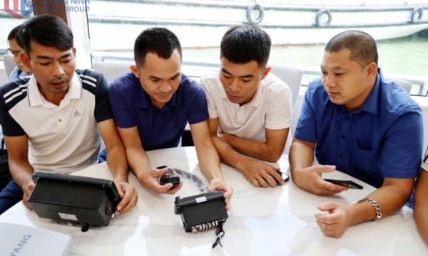 Tập huấn nâng cao kỹ năng sử dụng thiết bị an toàn trên tàu du lịch