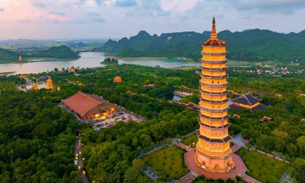 Chùa Bái Đính tại Ninh Bình được vinh danh là điểm đến nổi bật