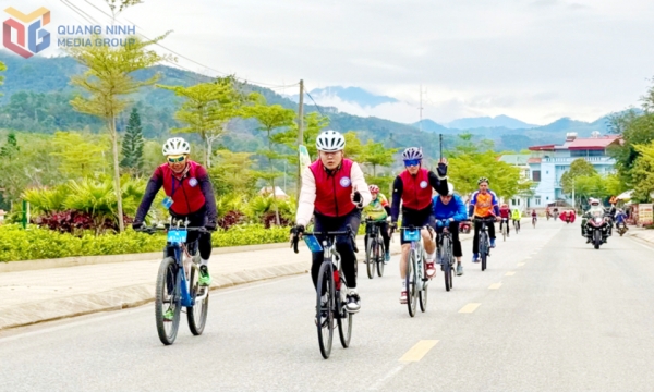 Tăng tốc du lịch tàu biển và biên giới