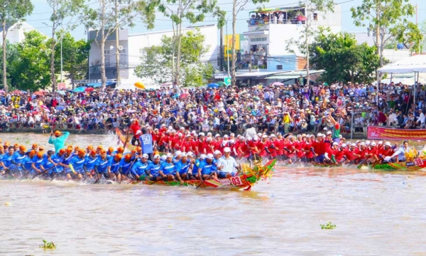 Lễ hội Oóc Om Bóc – Đua ghe Ngo TP Cần Thơ vào tháng 11